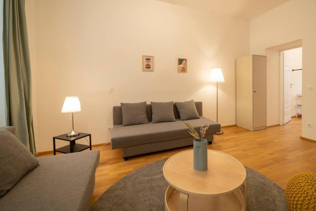 Appartement Spacious Mitten In