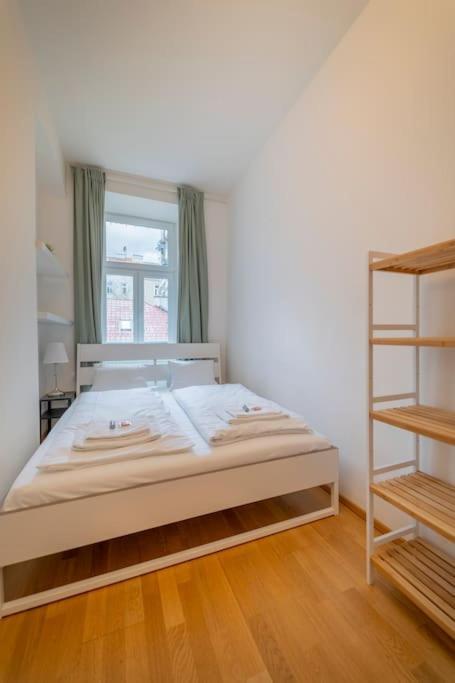 Spacious Mitten In Appartement Vienne